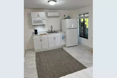 735 NE 37th Street #B, Oakland Park, FL 33334 - Photo 7