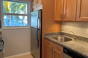 700 Bayshore Dr, Fort Lauderdale, FL 33304 - Photo 9