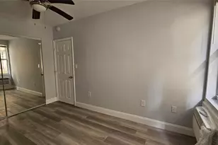 1142 SW 4th St, Miami, FL 33130 - Photo 11