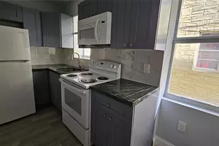 1142 SW 4th St, Miami, FL 33130 - Photo 5