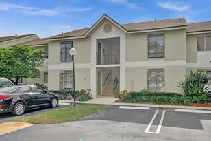 715 Gardens Dr, Pompano Beach, FL 33069 - Photo 1