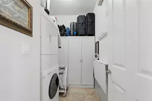 6982 Julia Gardens Dr, Pompano Beach, FL 33073 - Photo 39