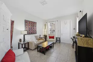 6982 Julia Gardens Dr, Pompano Beach, FL 33073 - Photo 13