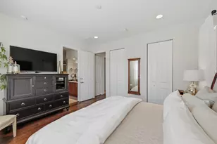 6982 Julia Gardens Dr, Pompano Beach, FL 33073 - Photo 27