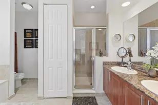 6982 Julia Gardens Dr, Coconut Creek, FL 33073 - Photo 27