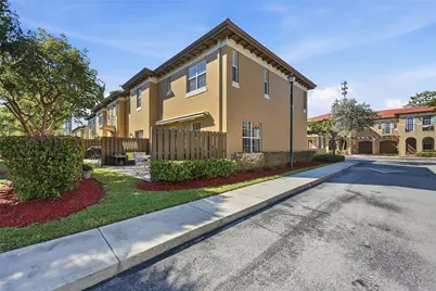 6982 Julia Gardens Drive, Coconut Creek, FL 33073 - Photo 43