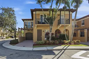 6982 Julia Gardens Dr, Pompano Beach, FL 33073 - Photo 41