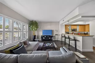 2633 NE 14th Ave, Wilton Manors, FL 33334 - Photo 5