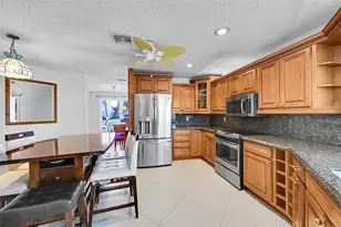 1361 SW 26th Ave, Deerfield Beach, FL 33442 - Photo 25