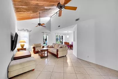 1361 SW 26th Avenue, Deerfield Beach, FL 33442 - Photo 17