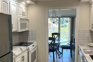 951 De Soto Rd, Boca Raton, FL 33432 - Photo 9