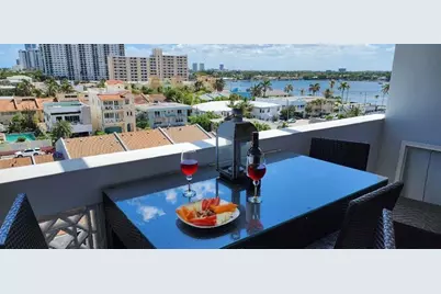 320 S Surf Road #704, Hollywood, FL 33019 - Photo 3