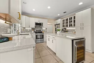 7617 Parkview Way, Coral Springs, FL 33065 - Photo 9