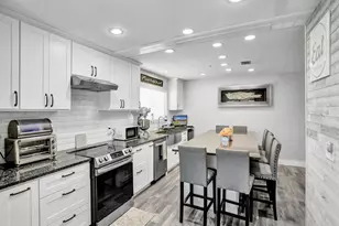 138 Lake Barbara Dr, West Palm Beach, FL 33411 - Photo 3