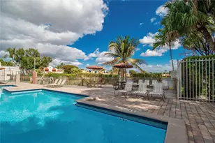 8550 NW 3rd Ln, Miami, FL 33126 - Photo 25