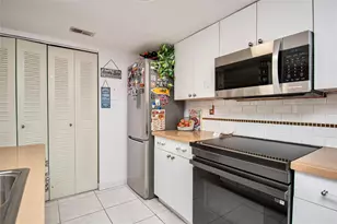 8550 NW 3rd Ln, Miami, FL 33126 - Photo 33