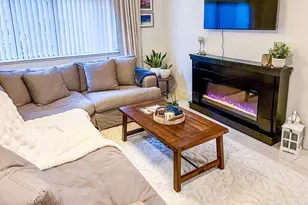 2445 SW 18th Terrace, Fort Lauderdale, FL 33315 - Photo 5