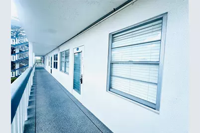 2015 Farnham #2015, Deerfield Beach, FL 33442 - Photo 21