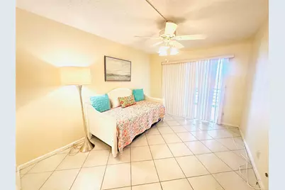 2015 Farnham #2015, Deerfield Beach, FL 33442 - Photo 15