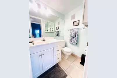 2015 Farnham #2015, Deerfield Beach, FL 33442 - Photo 13