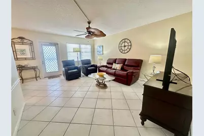 2015 Farnham #2015, Deerfield Beach, FL 33442 - Photo 3