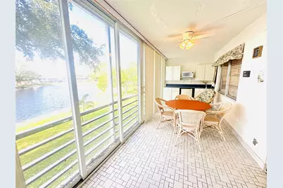 2015 Farnham #2015, Deerfield Beach, FL 33442 - Photo 17