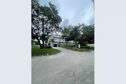 3301 Spanish Moss Terrace #610, Lauderhill, FL 33319 - Photo 11