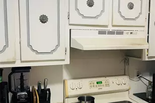 3301 Spanish Moss Terrace, Lauderhill, FL 33319 - Photo 9