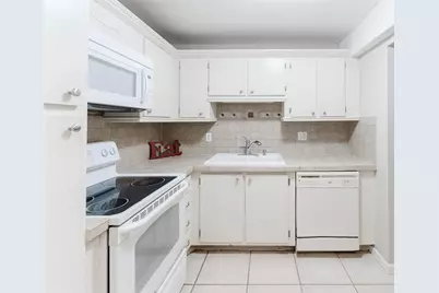 1811 Jefferson Street #304, Hollywood, FL 33020 - Photo 19