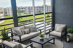 10433 Sunrise Lakes Blvd, Sunrise, FL 33322 - Photo 9