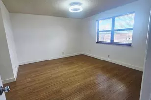 10433 Sunrise Lakes Blvd, Sunrise, FL 33322 - Photo 3