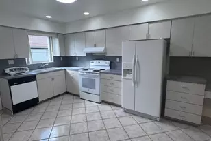 8600 NW 35th St, Coral Springs, FL 33065 - Photo 11