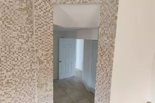 733 NE 18th Ave, Fort Lauderdale, FL 33304 - Photo 41