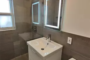 733 NE 18th Ave, Fort Lauderdale, FL 33304 - Photo 23