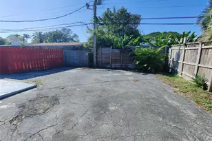 733 NE 18th Ave, Fort Lauderdale, FL 33304 - Photo 87