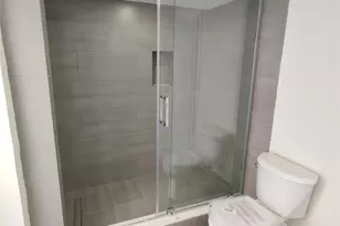 733 NE 18th Ave, Fort Lauderdale, FL 33304 - Photo 67