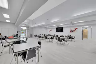 7555 Fairfax Dr, Tamarac, FL 33321 - Photo 71