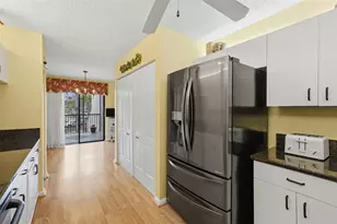 7555 Fairfax Dr, Tamarac, FL 33321 - Photo 7