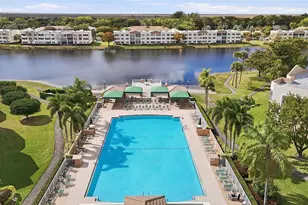 7555 Fairfax Dr, Tamarac, FL 33321 - Photo 3