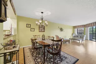 7555 Fairfax Dr, Tamarac, FL 33321 - Photo 23