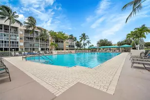 7555 Fairfax Dr, Tamarac, FL 33321 - Photo 45