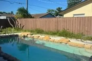 3345 SW 2nd Ct, Deerfield Beach, FL 33442 - Photo 5