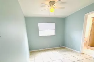 2671 NW 65th Ave, Margate, FL 33063 - Photo 5