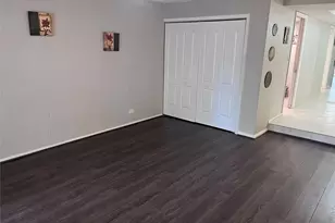 3670 N Inverrary Dr, Lauderhill, FL 33319 - Photo 7