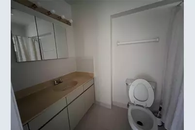 111 NE 47th Street, Oakland Park, FL 33334 - Photo 11