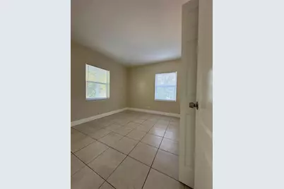 729 NW 17th Avenue, Fort Lauderdale, FL 33311 - Photo 3