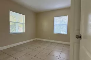 729 NW 17th Ave, Fort Lauderdale, FL 33311 - Photo 3