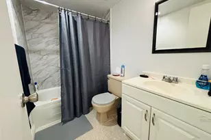 7300 NW 17th St, Plantation, FL 33313 - Photo 15