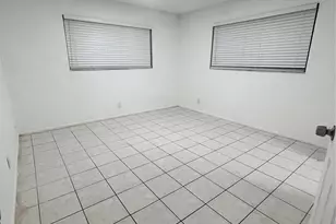 7925 Fairview Dr, Tamarac, FL 33321 - Photo 21