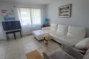 2000 51st Ct, Fort Lauderdale, FL 33308 - Photo 3